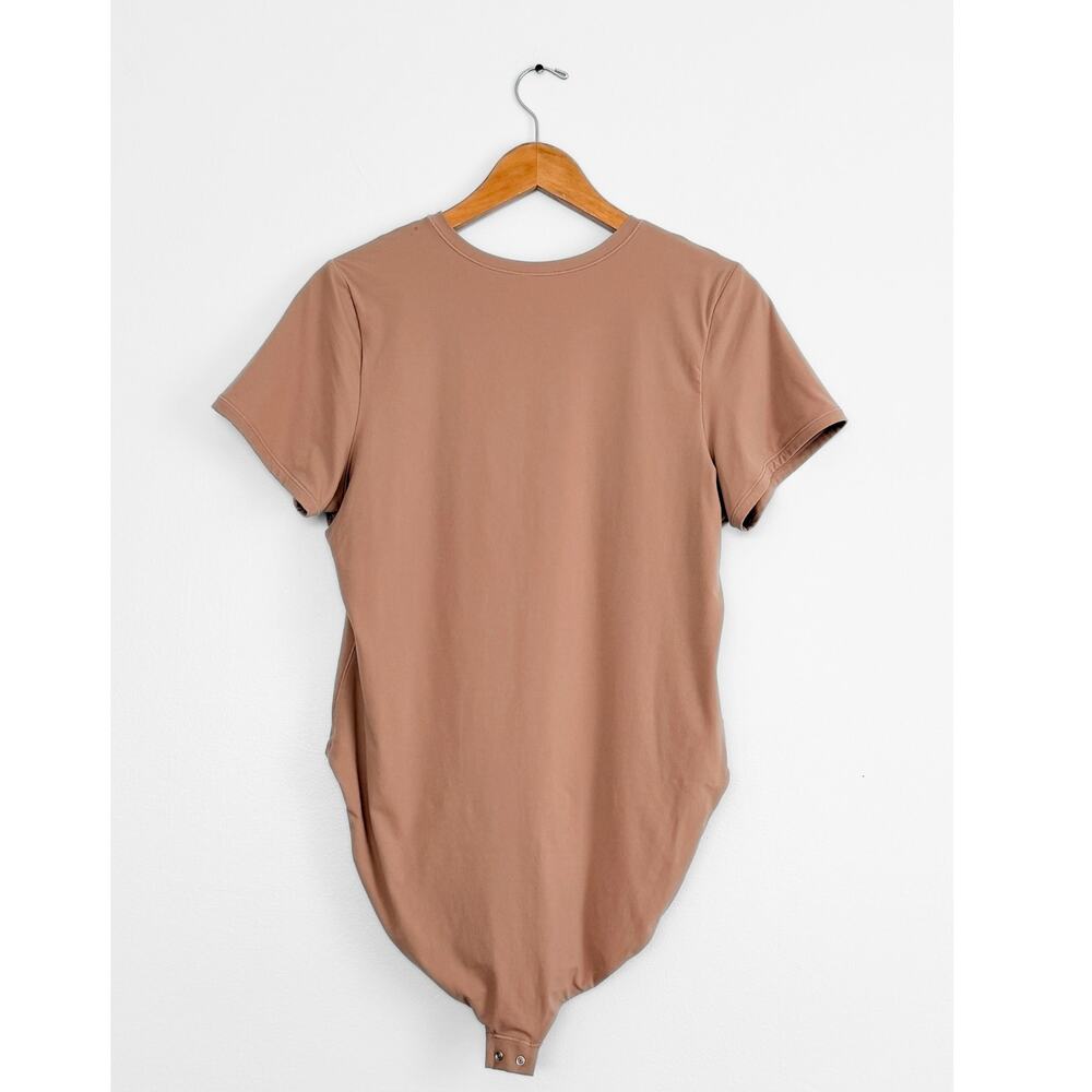 SKIMS Fits Everybody T-shirt Bodysuit in Sienna (2X) - Picture 5 of 12